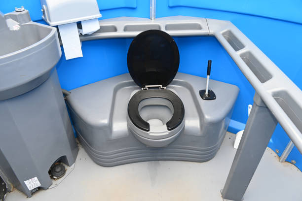 Portable Toilet Options We Offer in Ajo, AZ